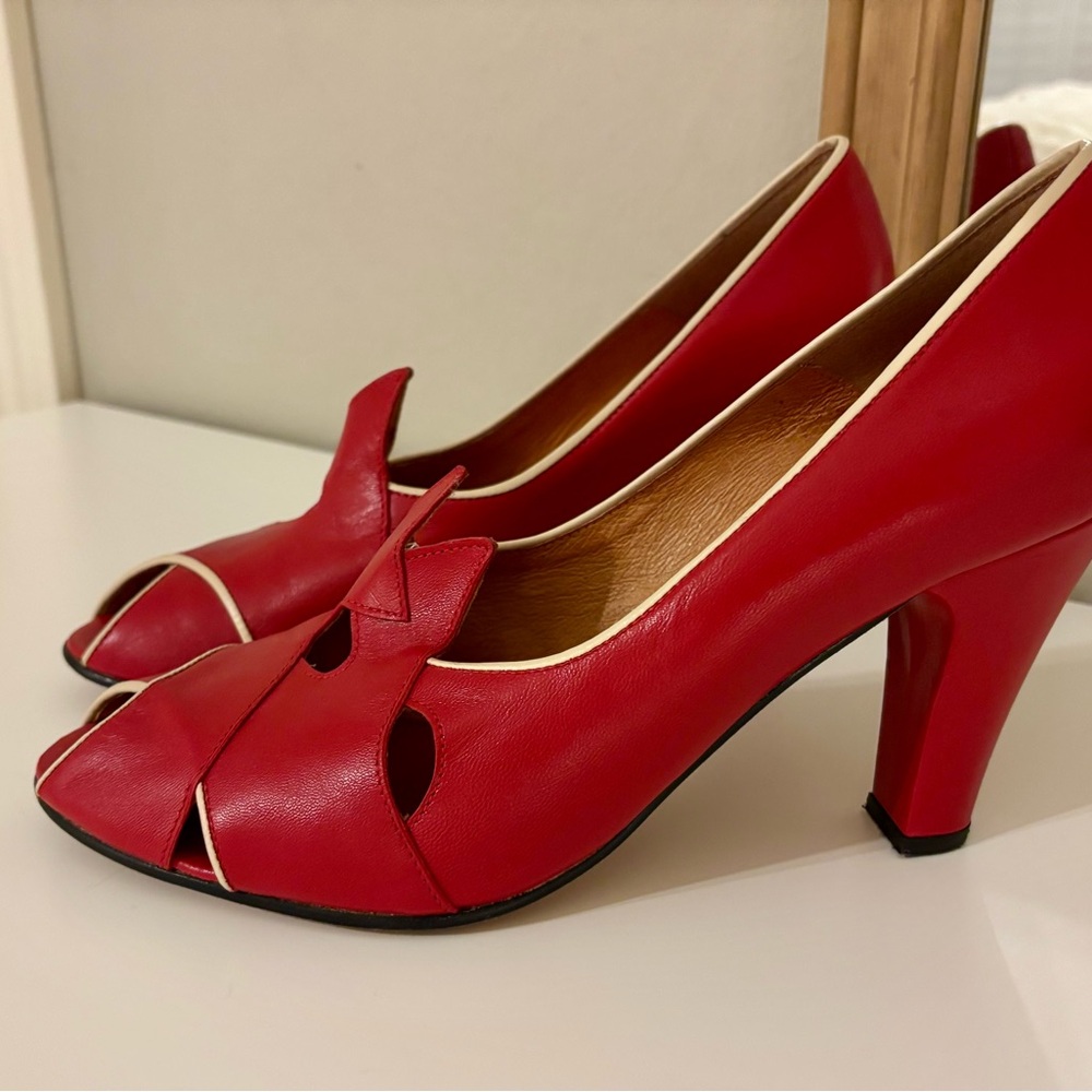 Re-Mix Delux Vintage Classics Size 10 Myrna Leather Red High Heels Peep Toe - Picture 4 of 7